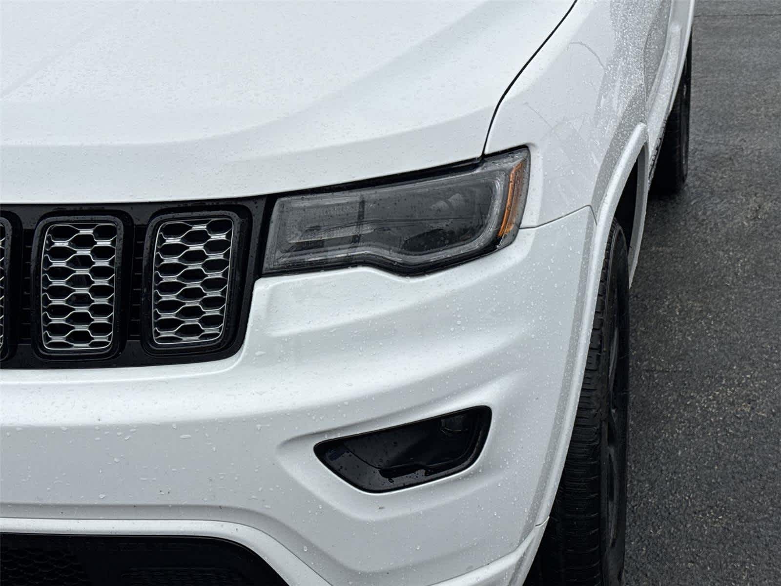 Thumbnail: 2020 Jeep Grand Cherokee - 9