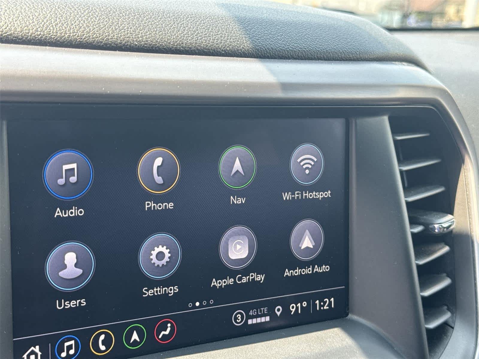 Thumbnail: 2021 GMC Acadia - 17