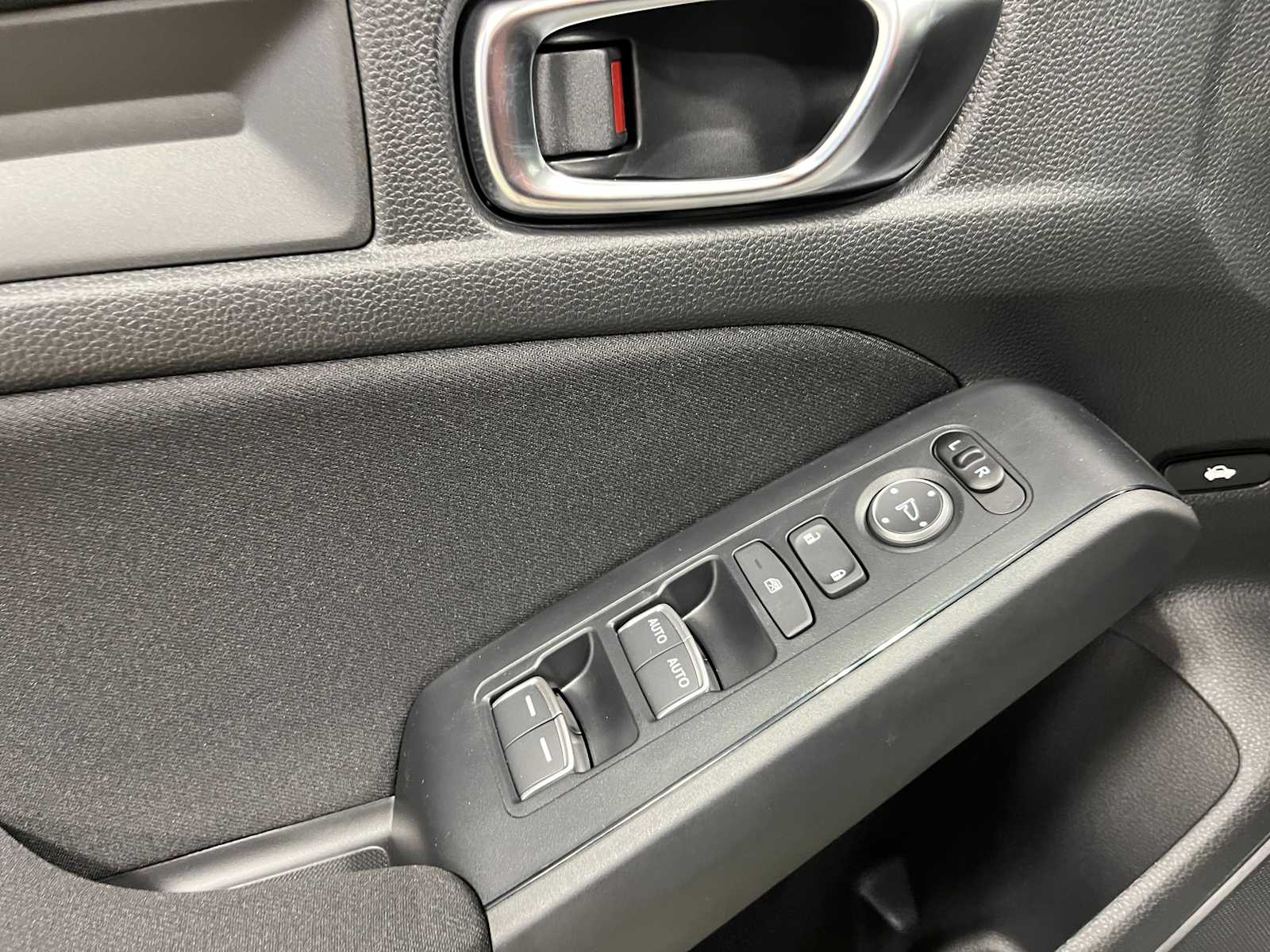 2025 Honda Civic Sport 14