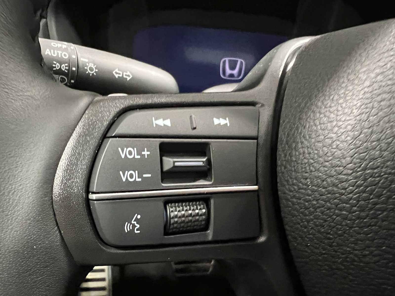 2025 Honda Accord Sport 19