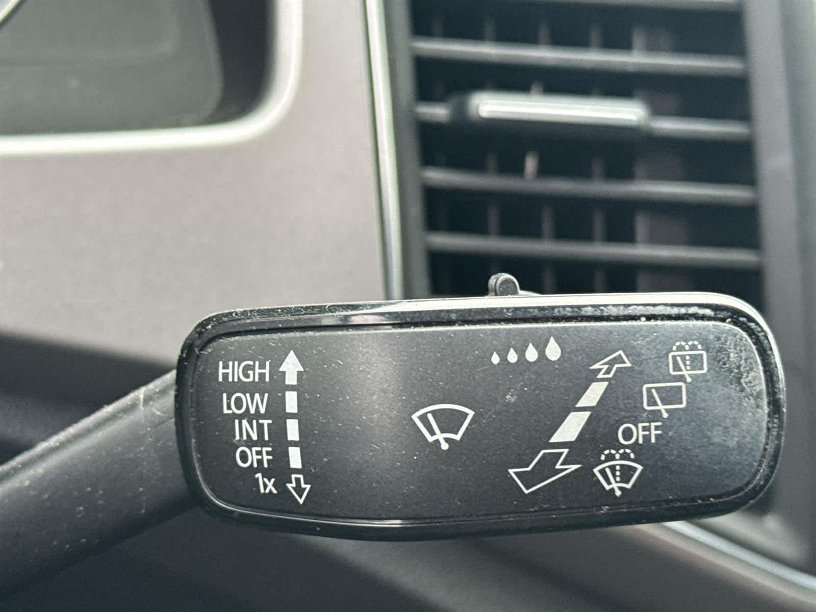 Thumbnail: 2018 Volkswagen Atlas - 20