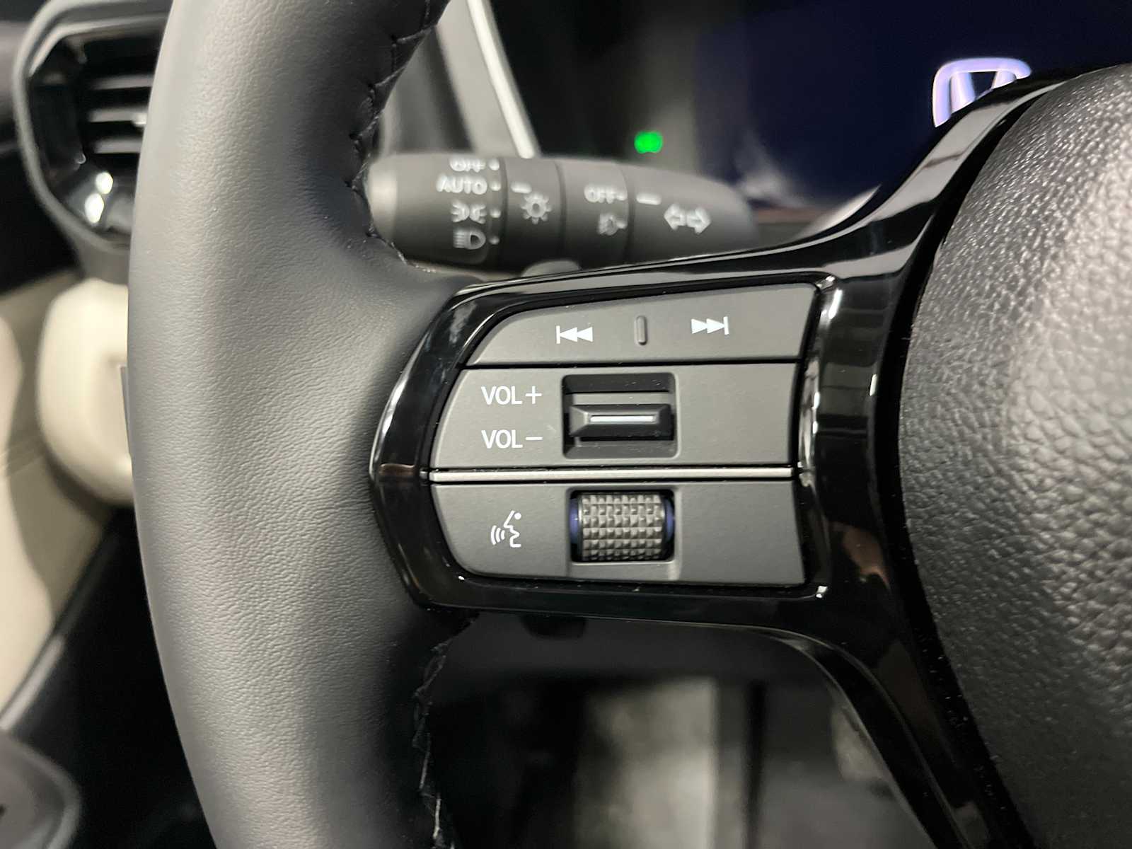 Thumbnail: 2026 Honda Pilot - 17