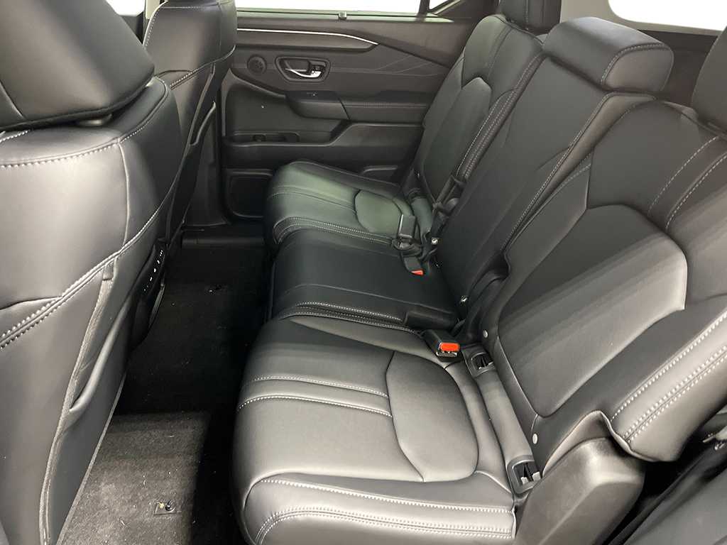 Thumbnail: 2026 Honda Pilot - 25