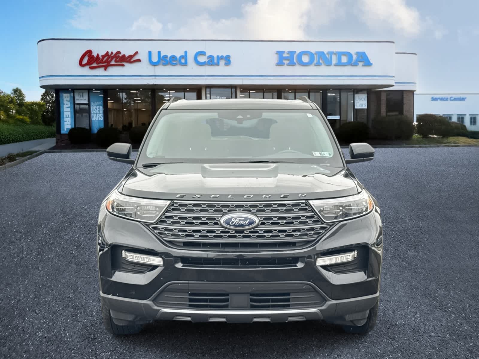 Thumbnail: 2023 Ford Explorer - 8