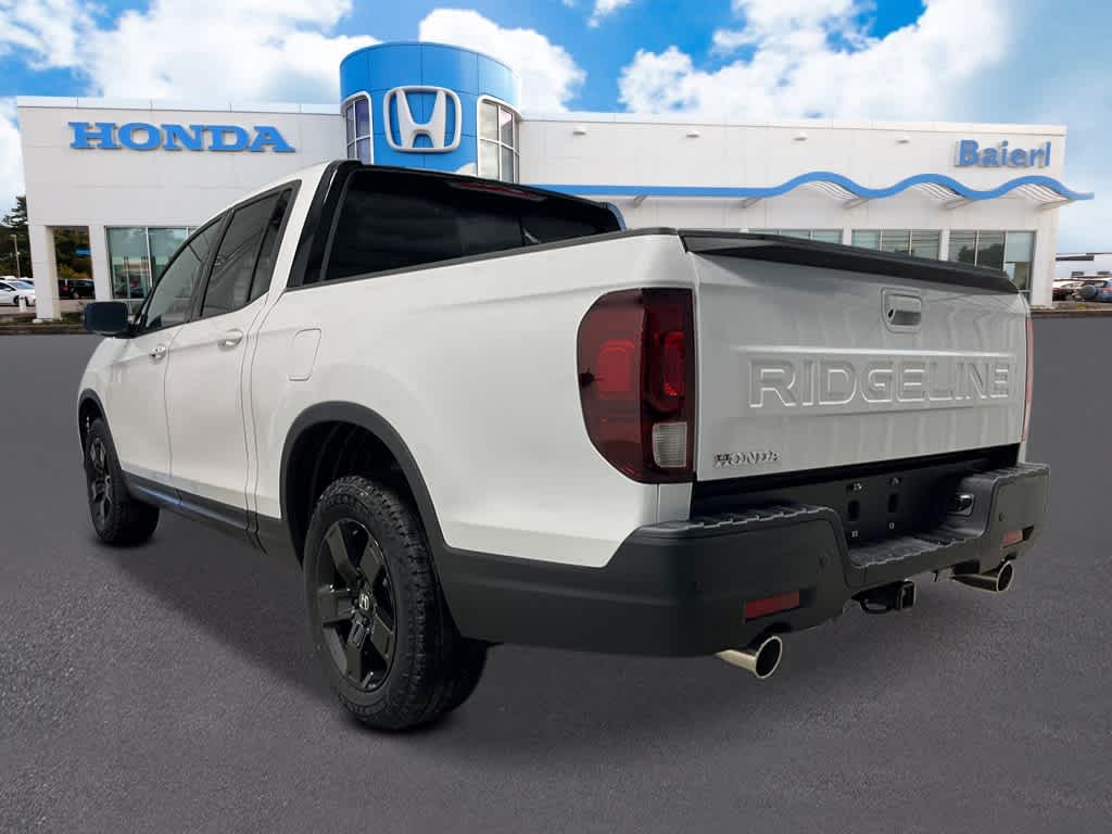 2026 Honda Ridgeline Black Edition photo 3