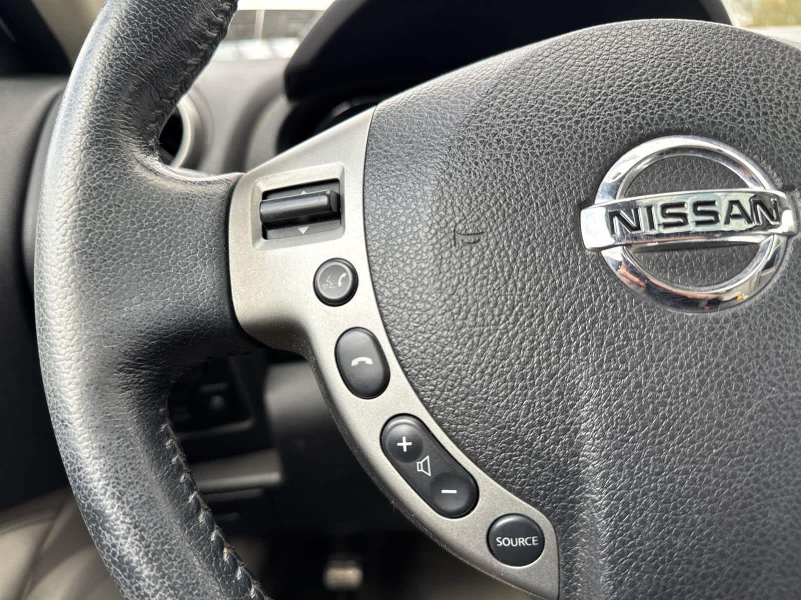 Thumbnail: 2013 Nissan Rogue - 19