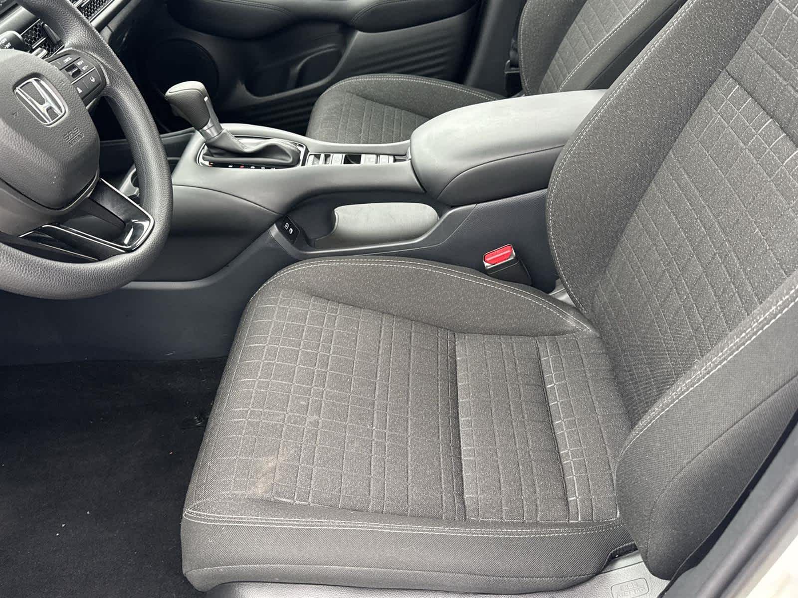 Thumbnail: 2025 Honda HR-V - 11