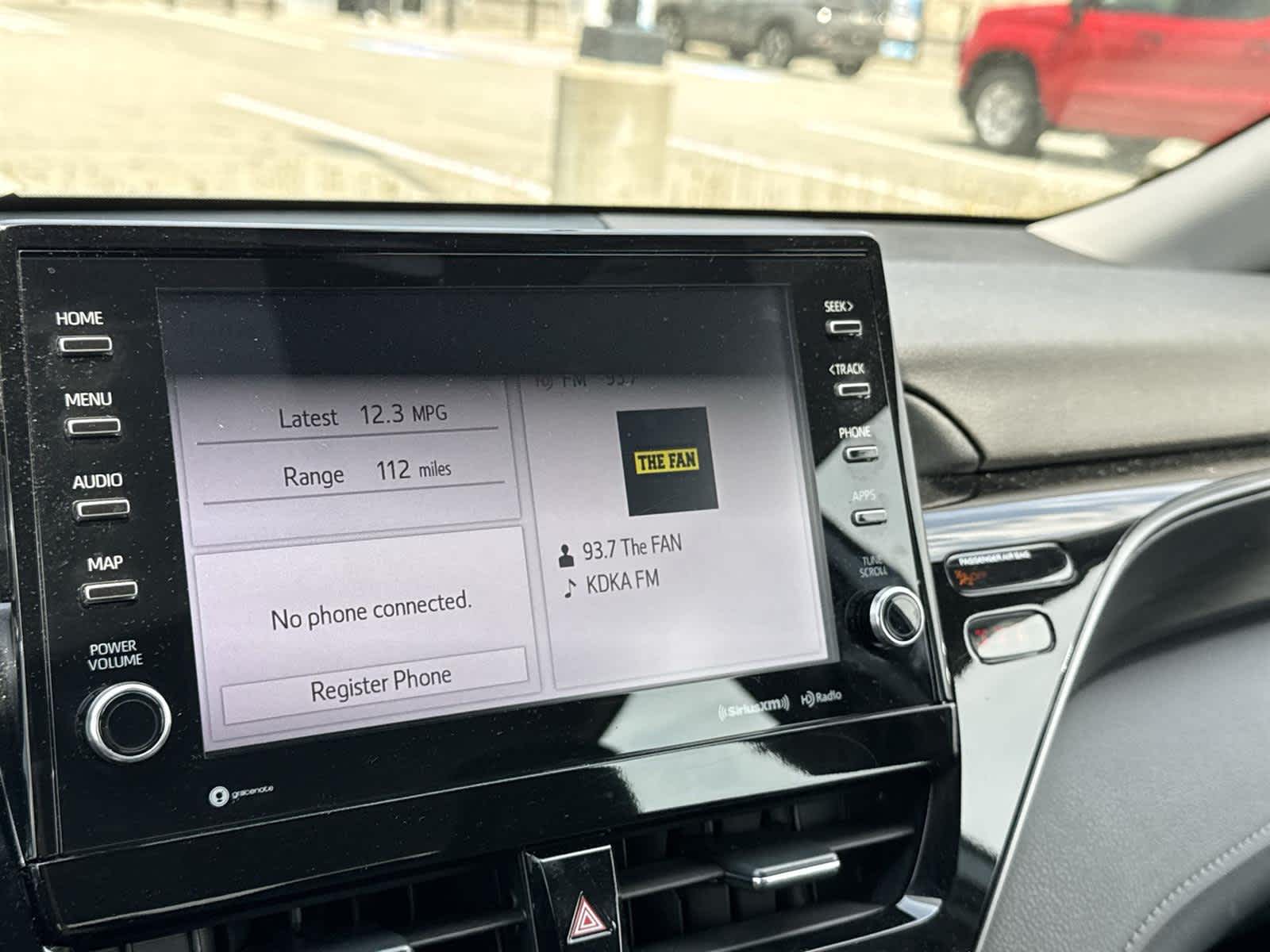 2022 Toyota Camry XLE 24