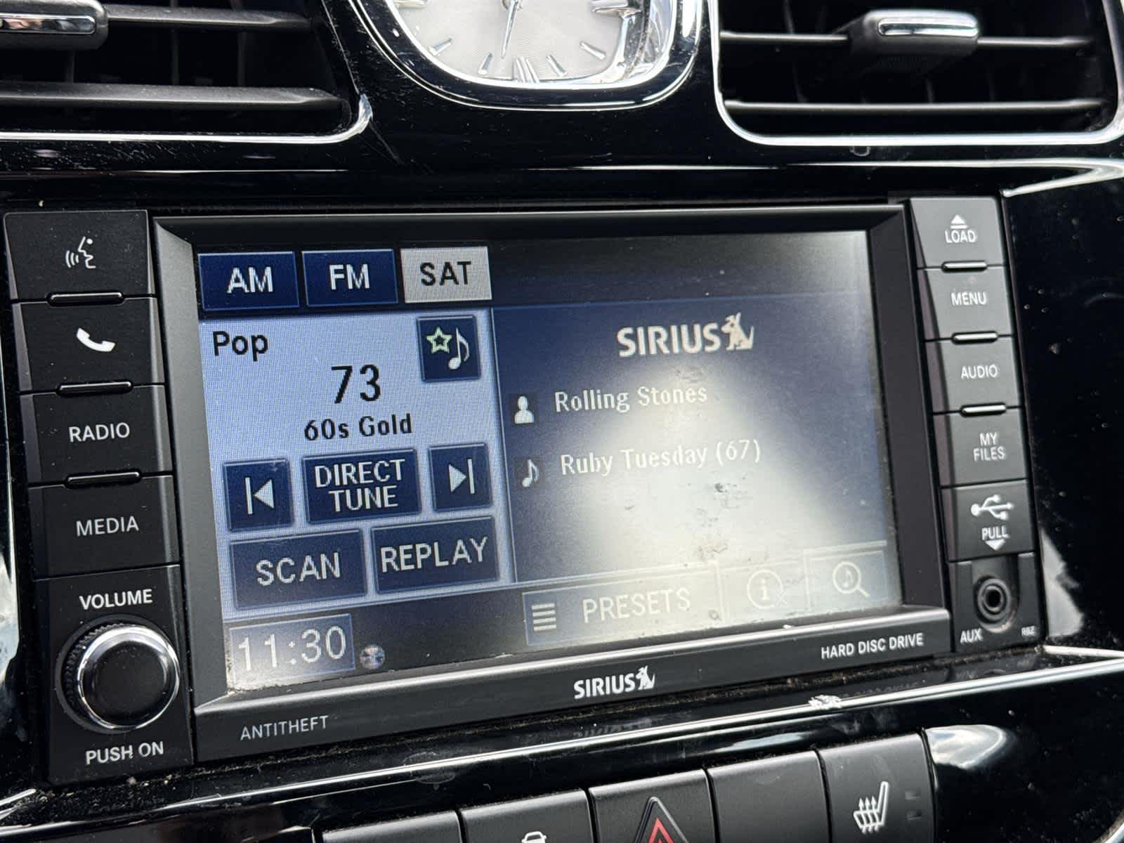 Thumbnail: 2012 Chrysler 200 - 24