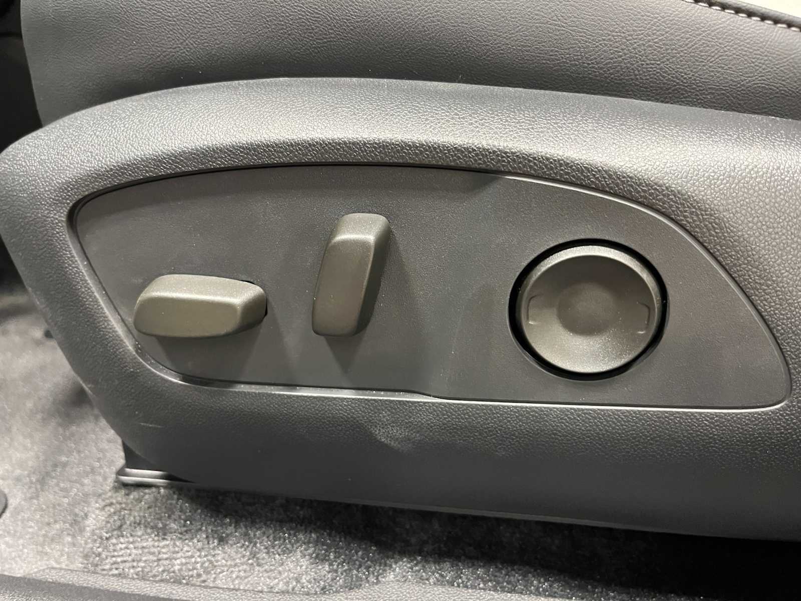 Thumbnail: 2025 Honda Prologue - 15