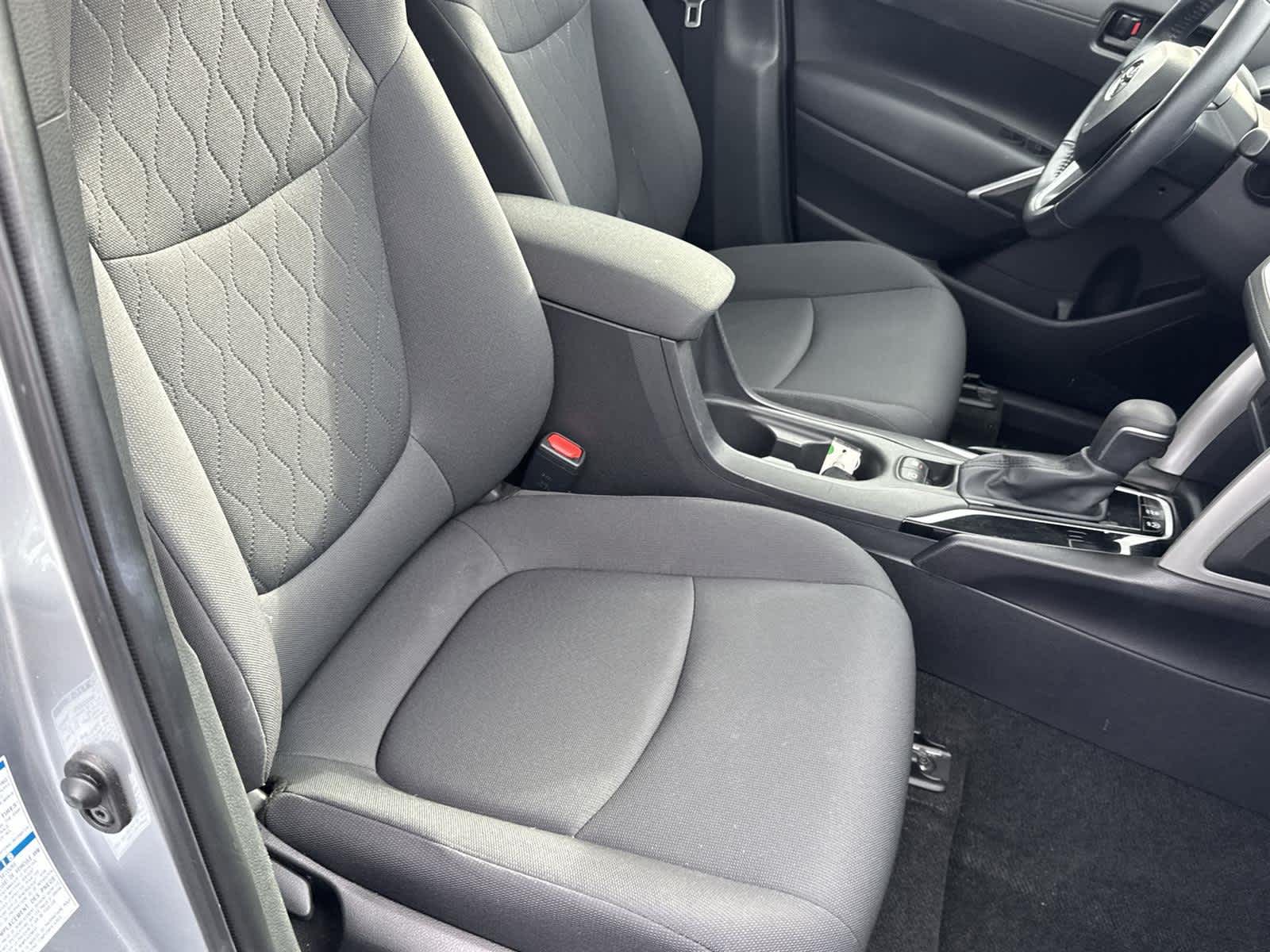 Thumbnail: 2022 Toyota Corolla Cross - 16