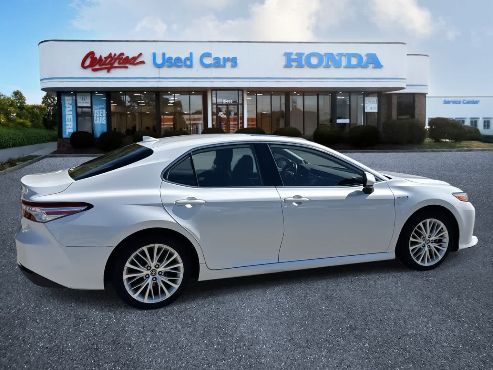 Thumbnail: 2020 Toyota Camry - 6