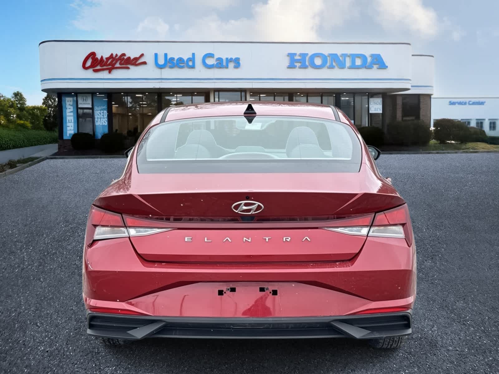 Thumbnail: 2022 Hyundai Elantra - 4