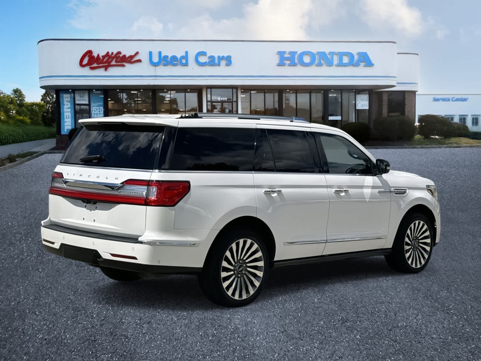 Thumbnail: 2019 Lincoln Navigator - 5