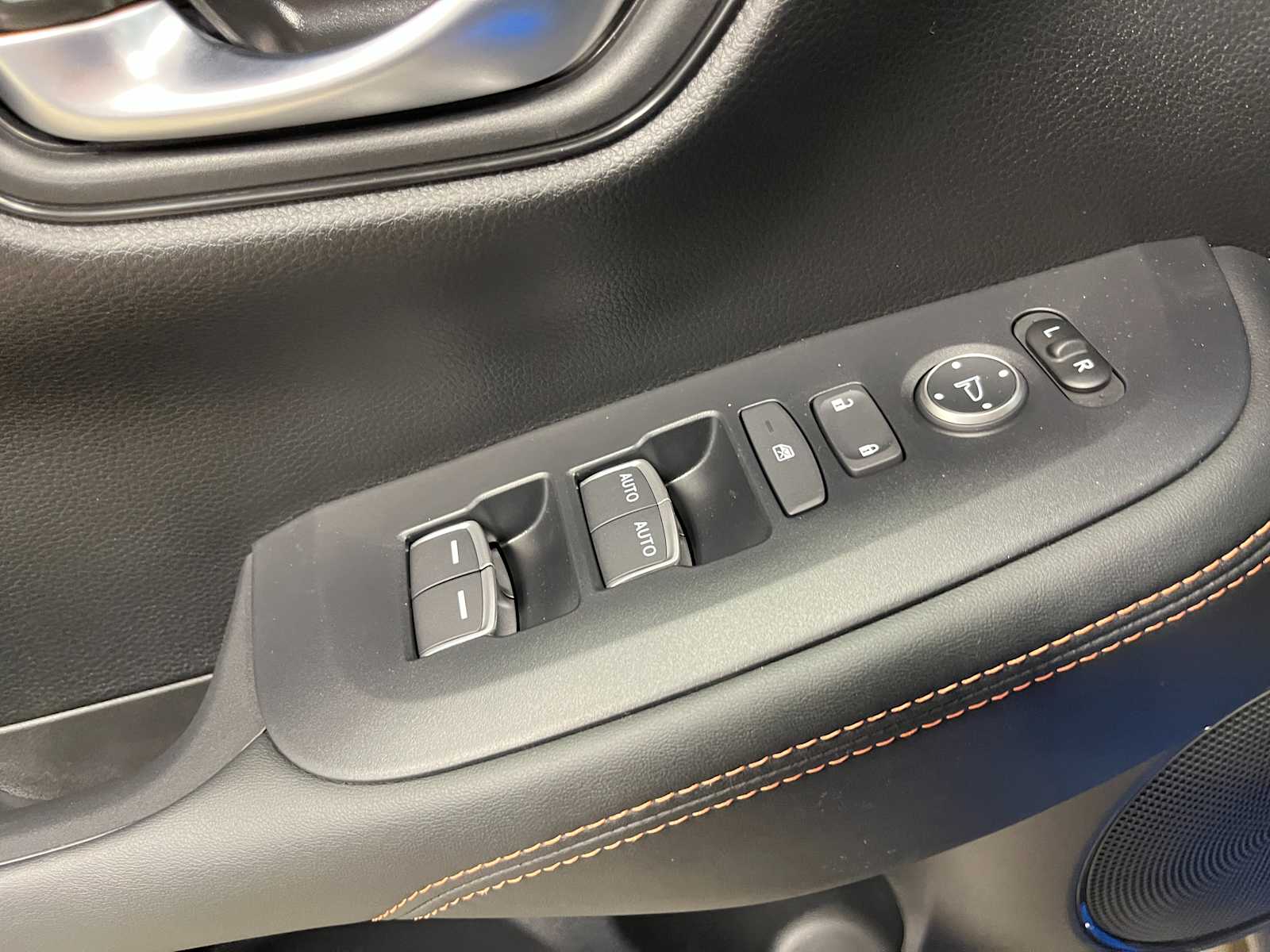 Thumbnail: 2026 Honda HR-V - 14