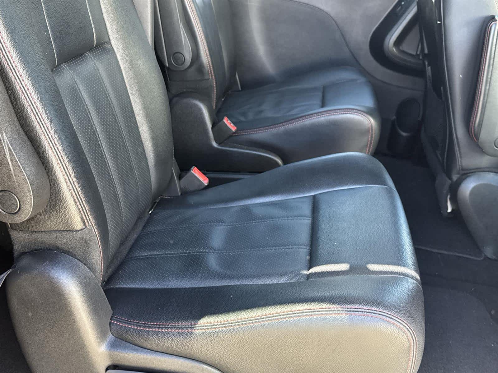 Thumbnail: 2019 Dodge Grand Caravan - 17