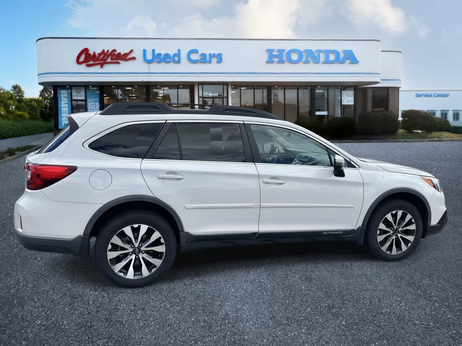 Thumbnail: 2016 Subaru Outback - 6