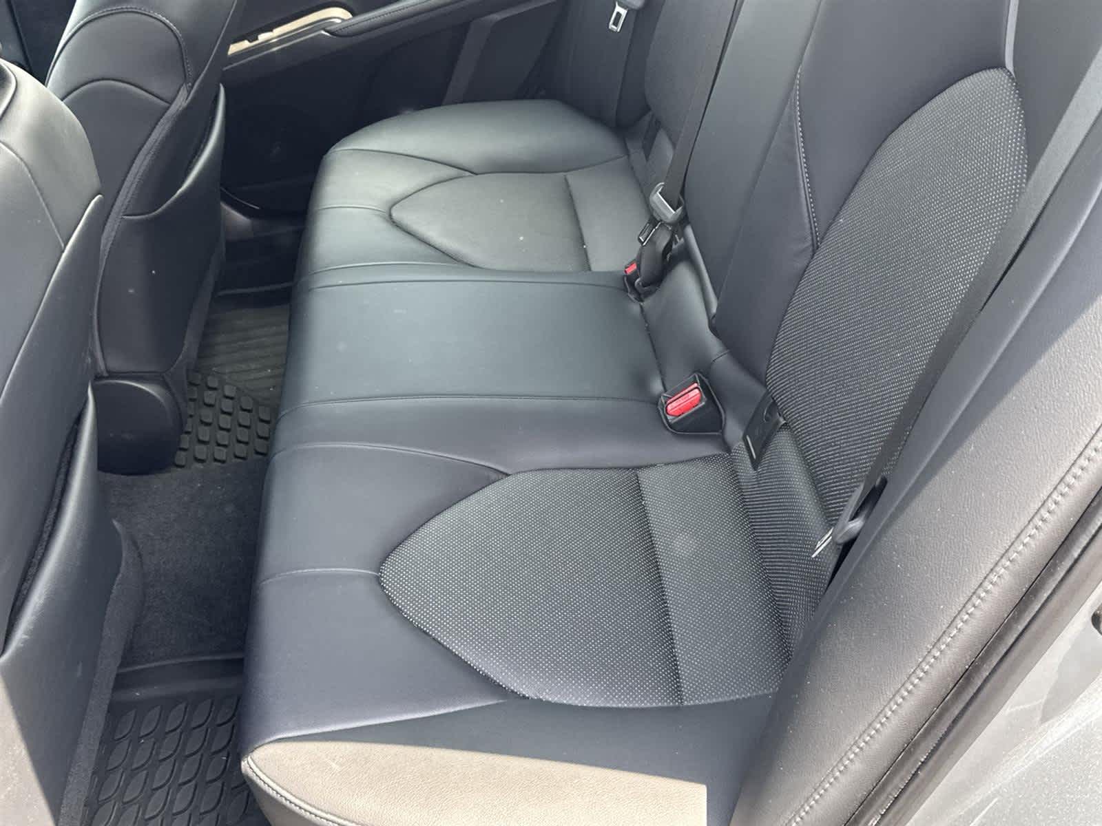 2022 Toyota Camry XLE 14