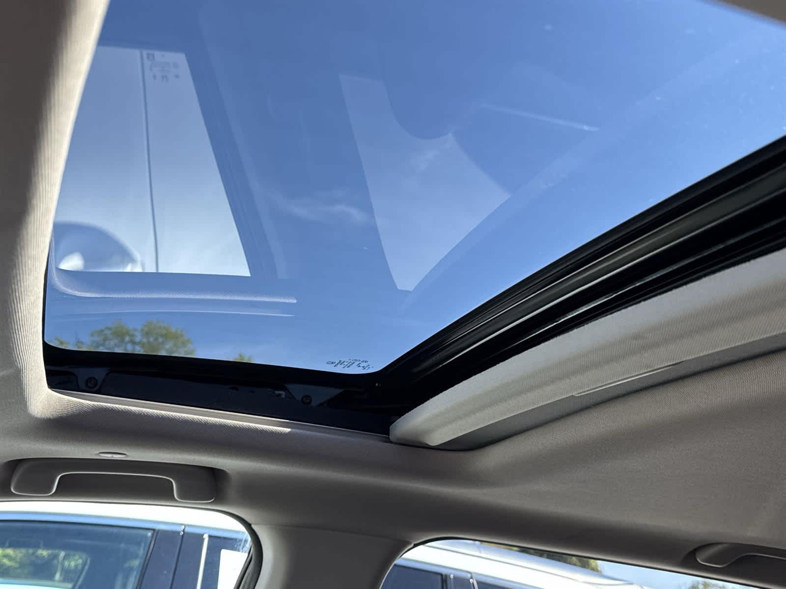 Thumbnail: 2023 Honda CR-V - 14