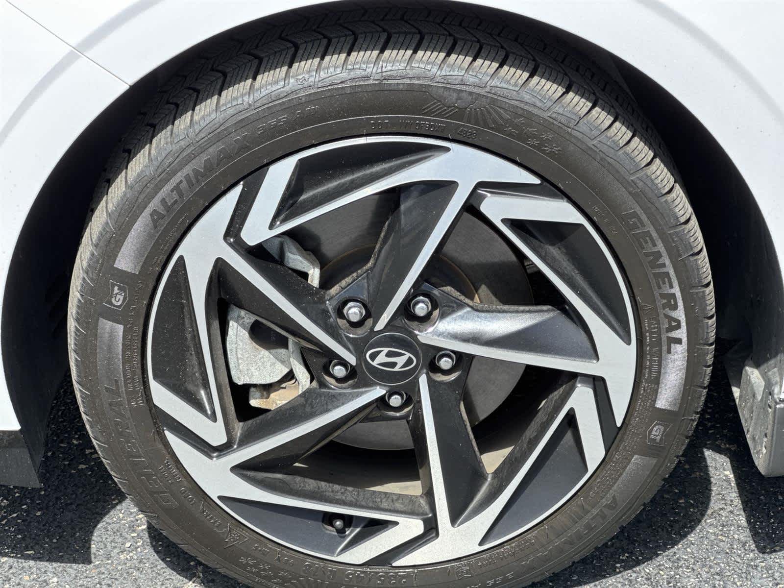 Thumbnail: 2024 Hyundai Sonata - 11