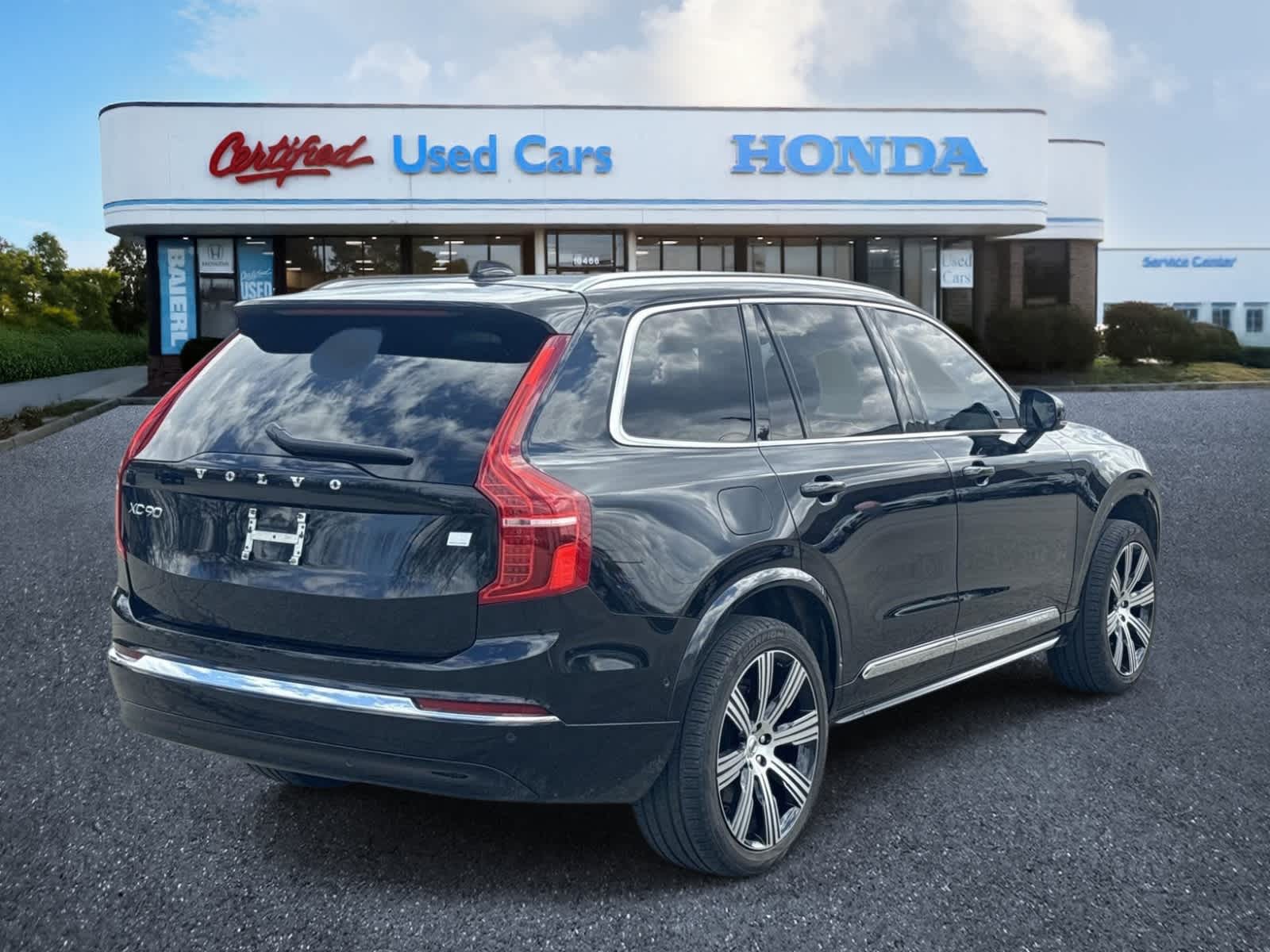 Thumbnail: 2023 Volvo XC90 - 5