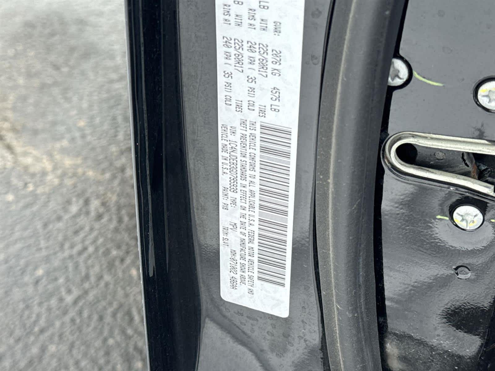 Thumbnail: 2016 Jeep Compass - 32