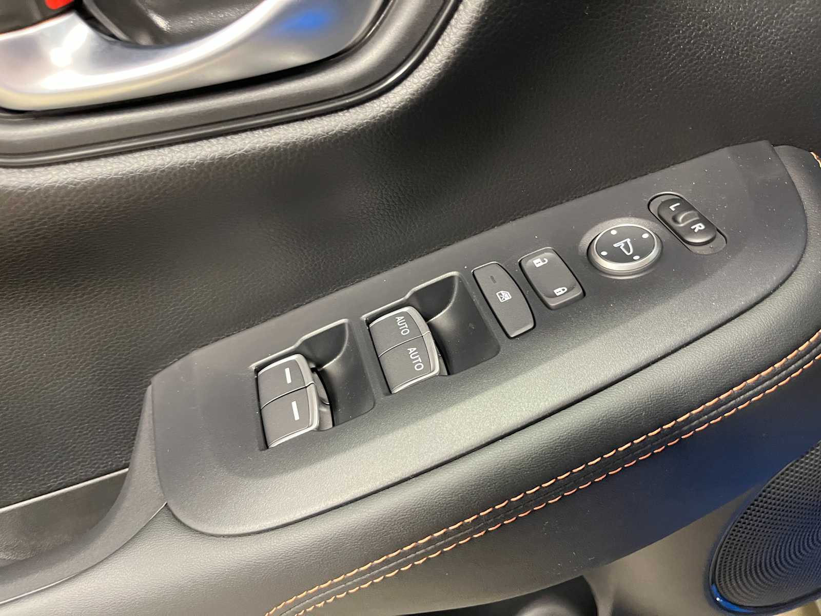 Thumbnail: 2026 Honda HR-V - 14