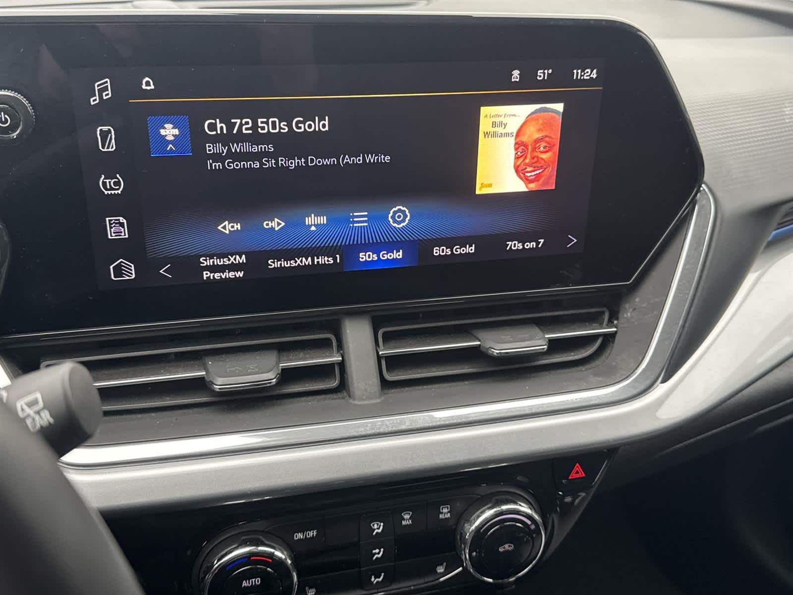 Thumbnail: 2024 Chevrolet Trax - 23