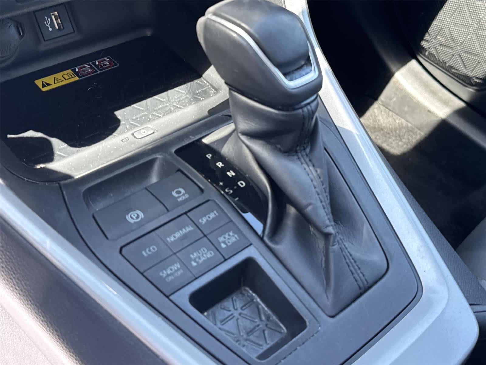 Thumbnail: 2024 Toyota RAV4 - 30