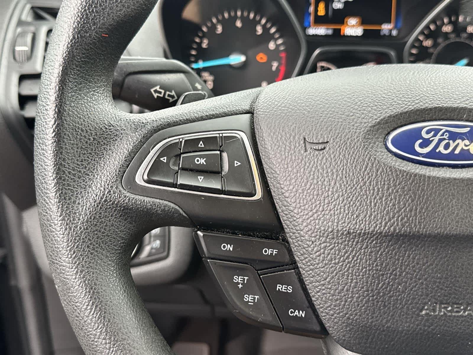 2017 Ford Escape SE 18