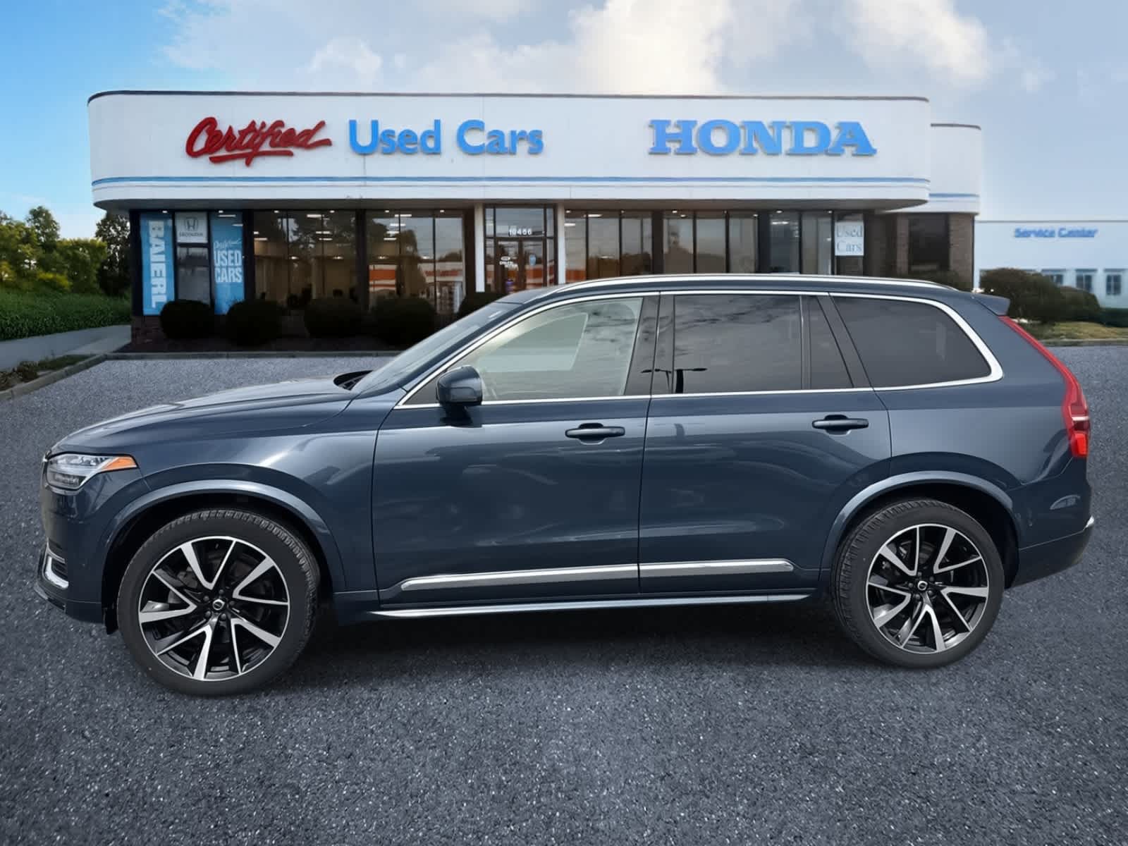 Thumbnail: 2023 Volvo XC90 - 3