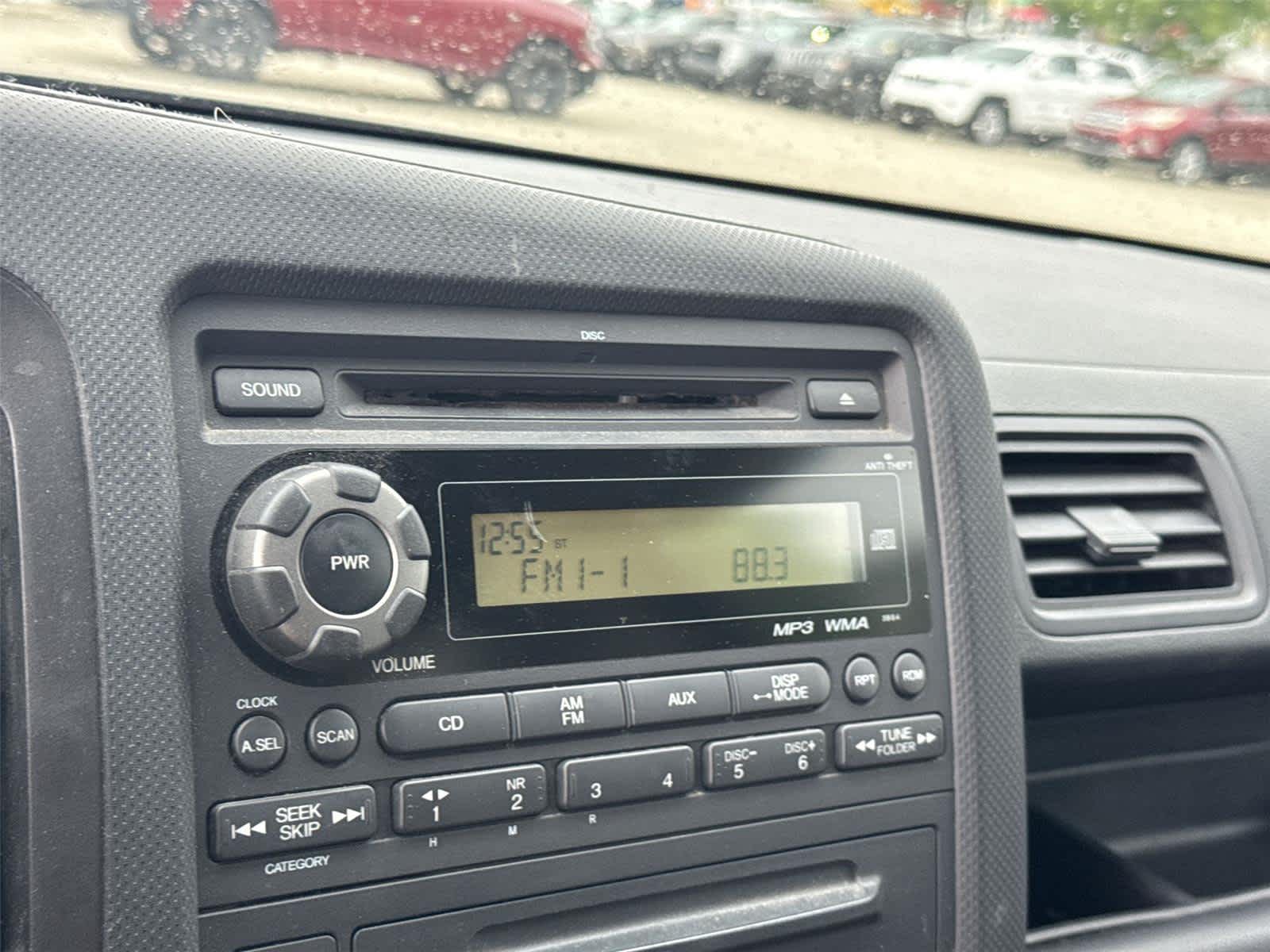 Thumbnail: 2013 Honda Ridgeline - 25