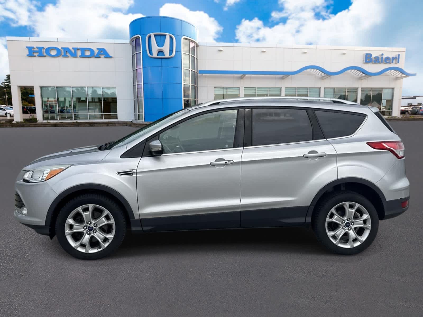 Used 2016 Ford Escape Titanium with VIN 1FMCU9J94GUC86694 for sale in Wexford, PA