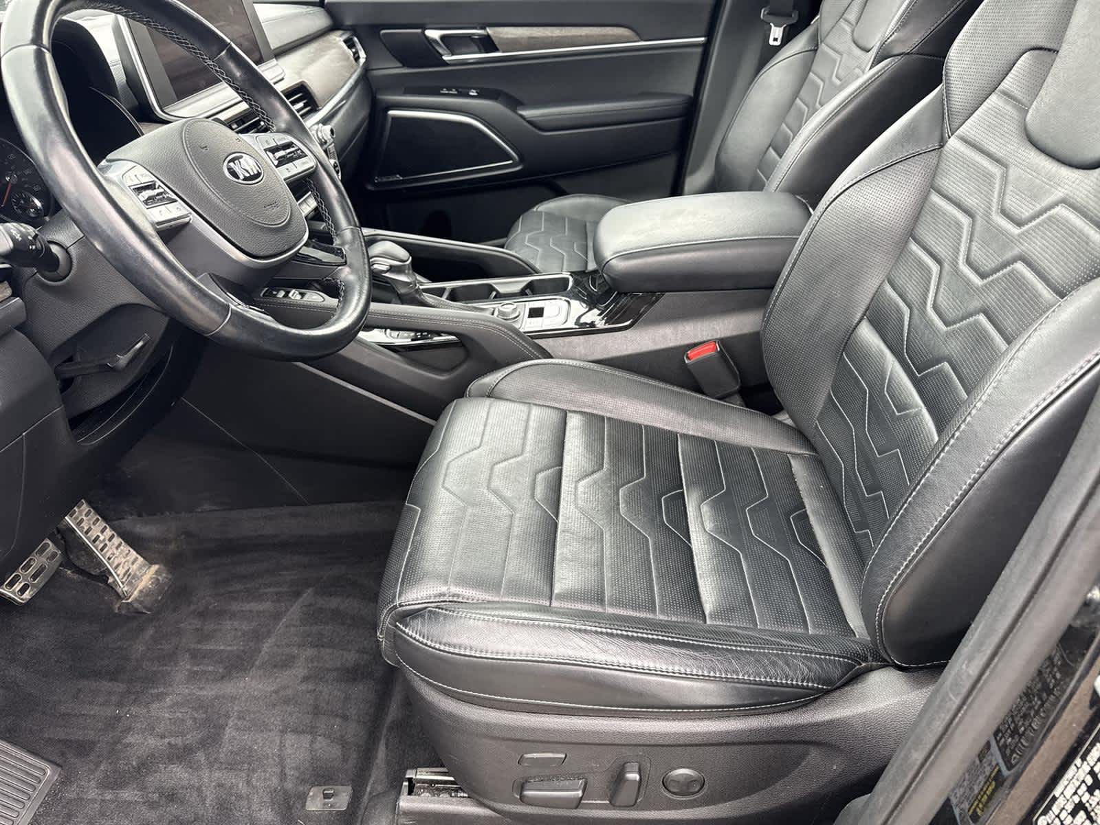 Thumbnail: 2021 Kia Telluride - 11