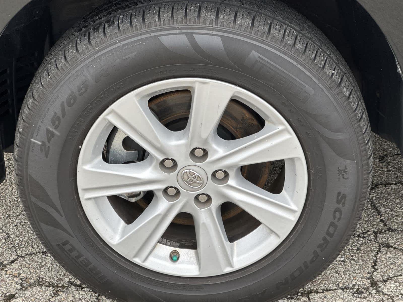 Thumbnail: 2013 Toyota Highlander - 9