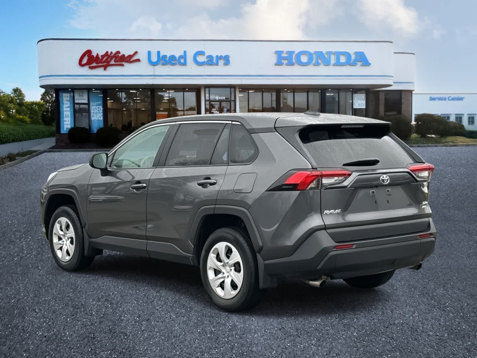 Thumbnail: 2024 Toyota RAV4 - 3