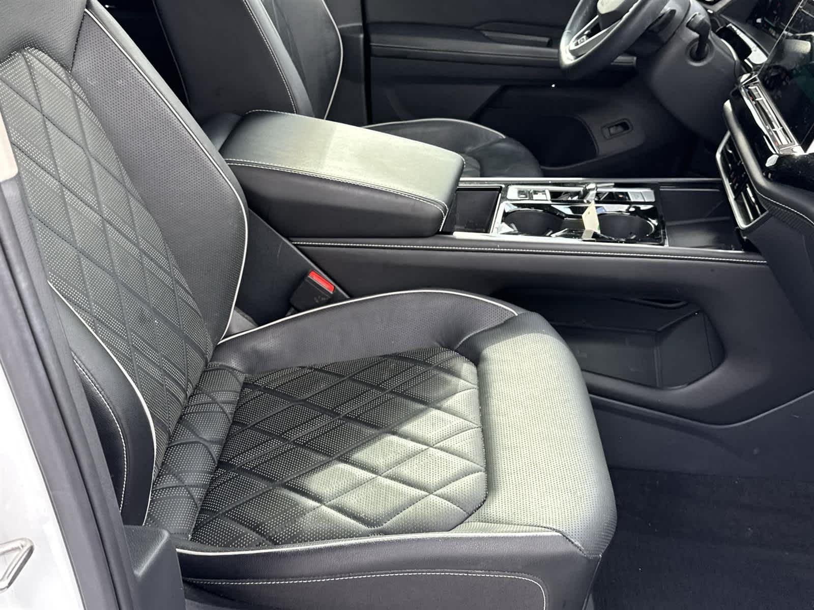 Thumbnail: 2024 Volkswagen Atlas - 17