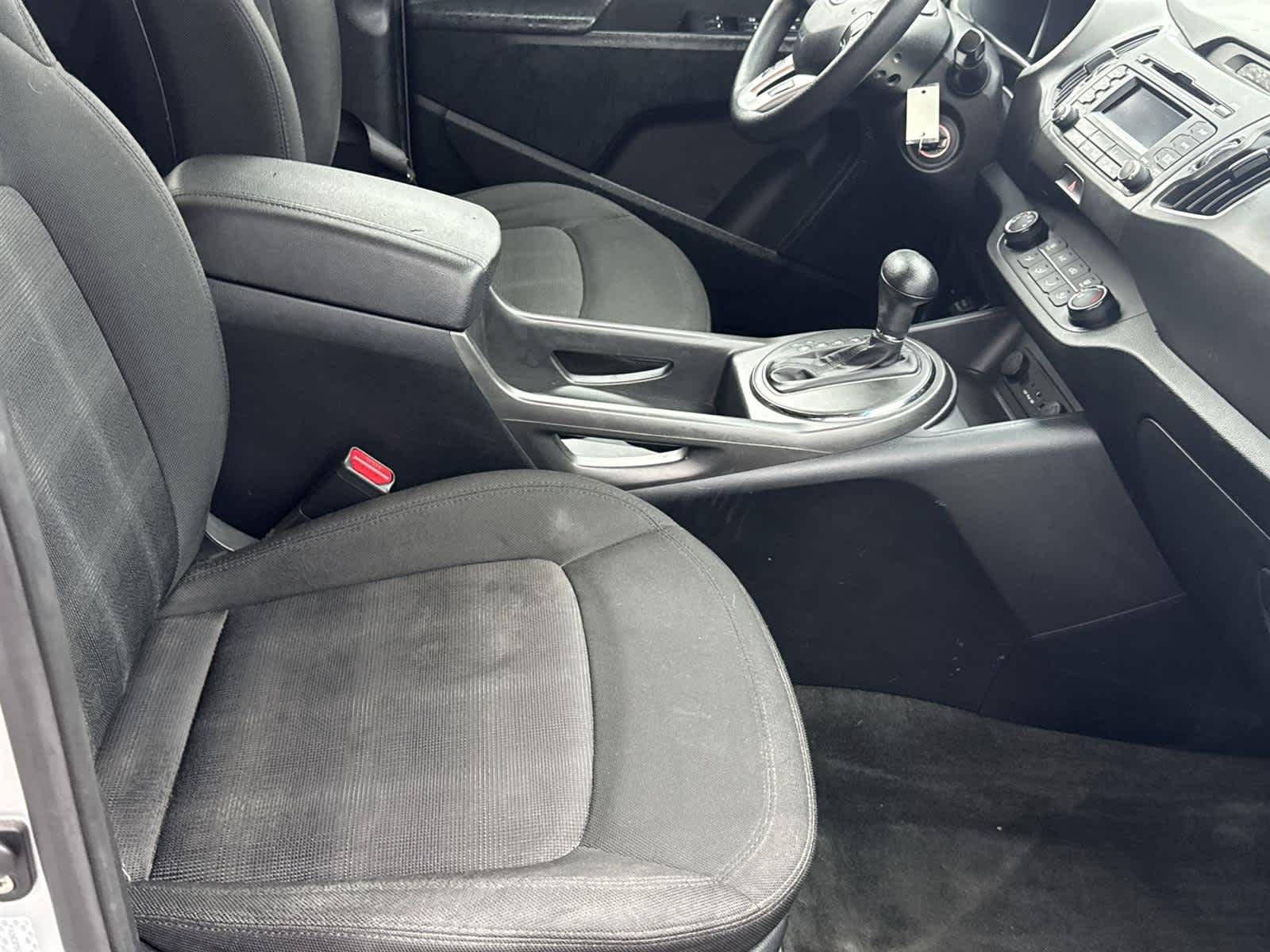 Thumbnail: 2012 Kia Sportage - 15