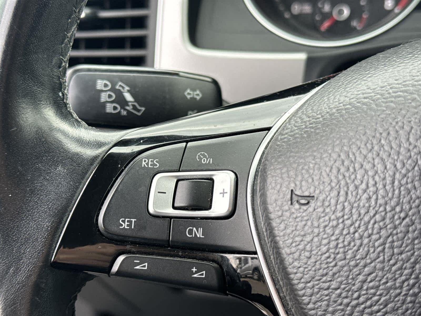 Thumbnail: 2018 Volkswagen Atlas - 18