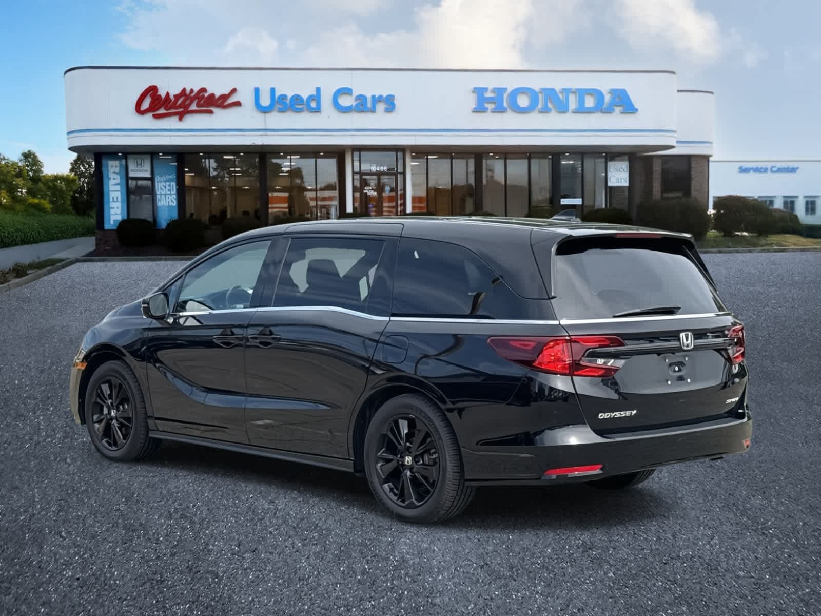 2023 Honda Odyssey Sport photo 3