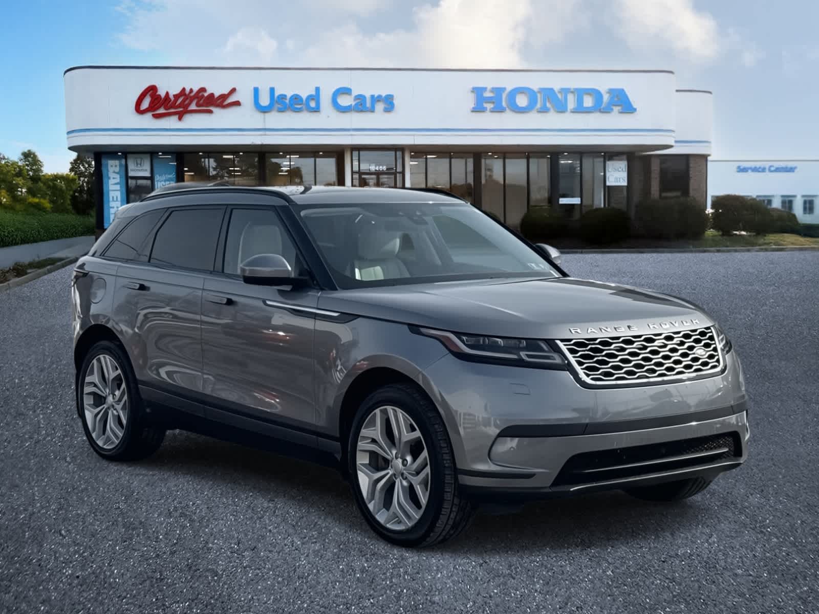 Thumbnail: 2020 Land Rover Range Rover Velar - 7