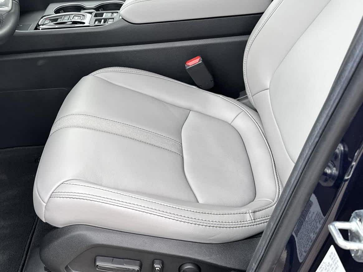 Thumbnail: 2025 Honda Pilot - 11