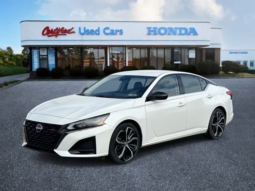 Used 2023 Nissan Altima 2.5 SR Sedan
