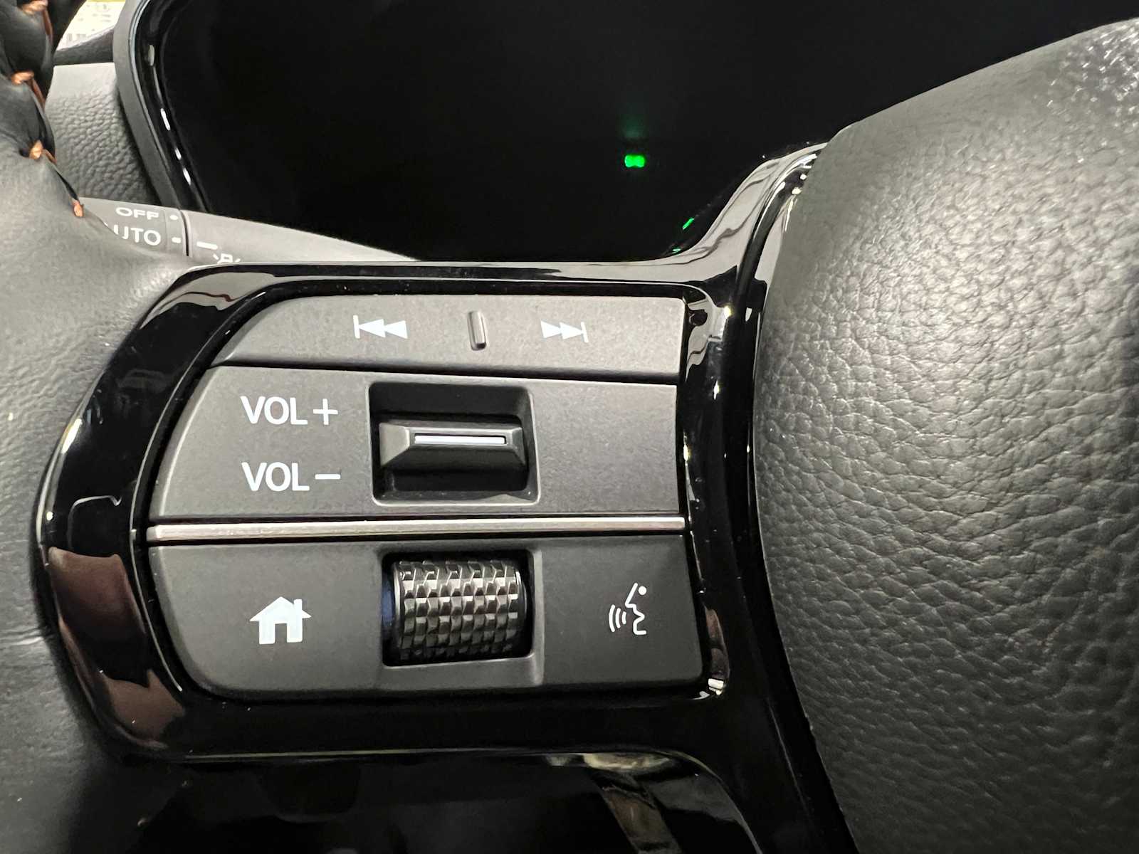 2025 Honda CR-V Sport Touring 22
