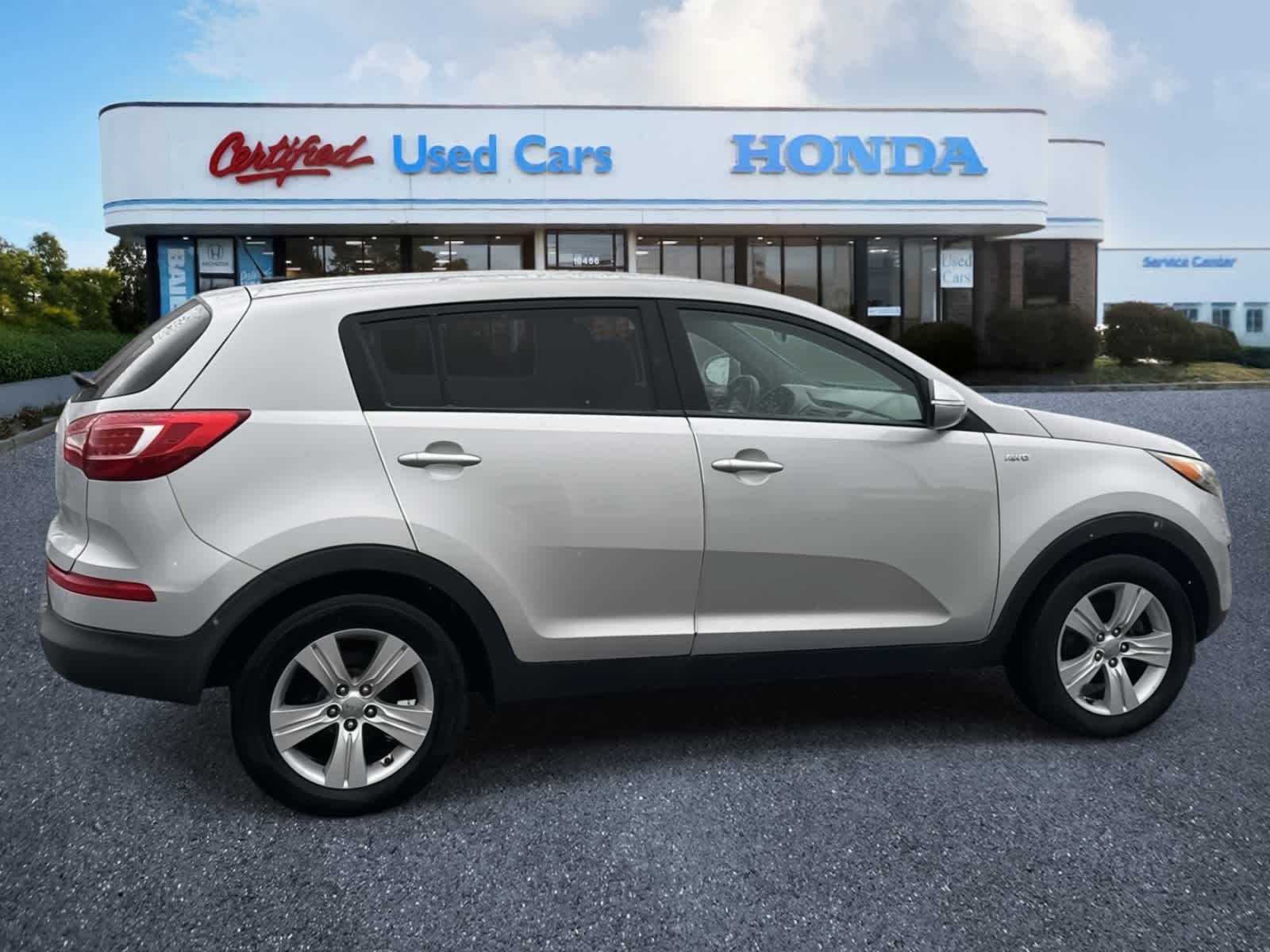 Thumbnail: 2012 Kia Sportage - 6