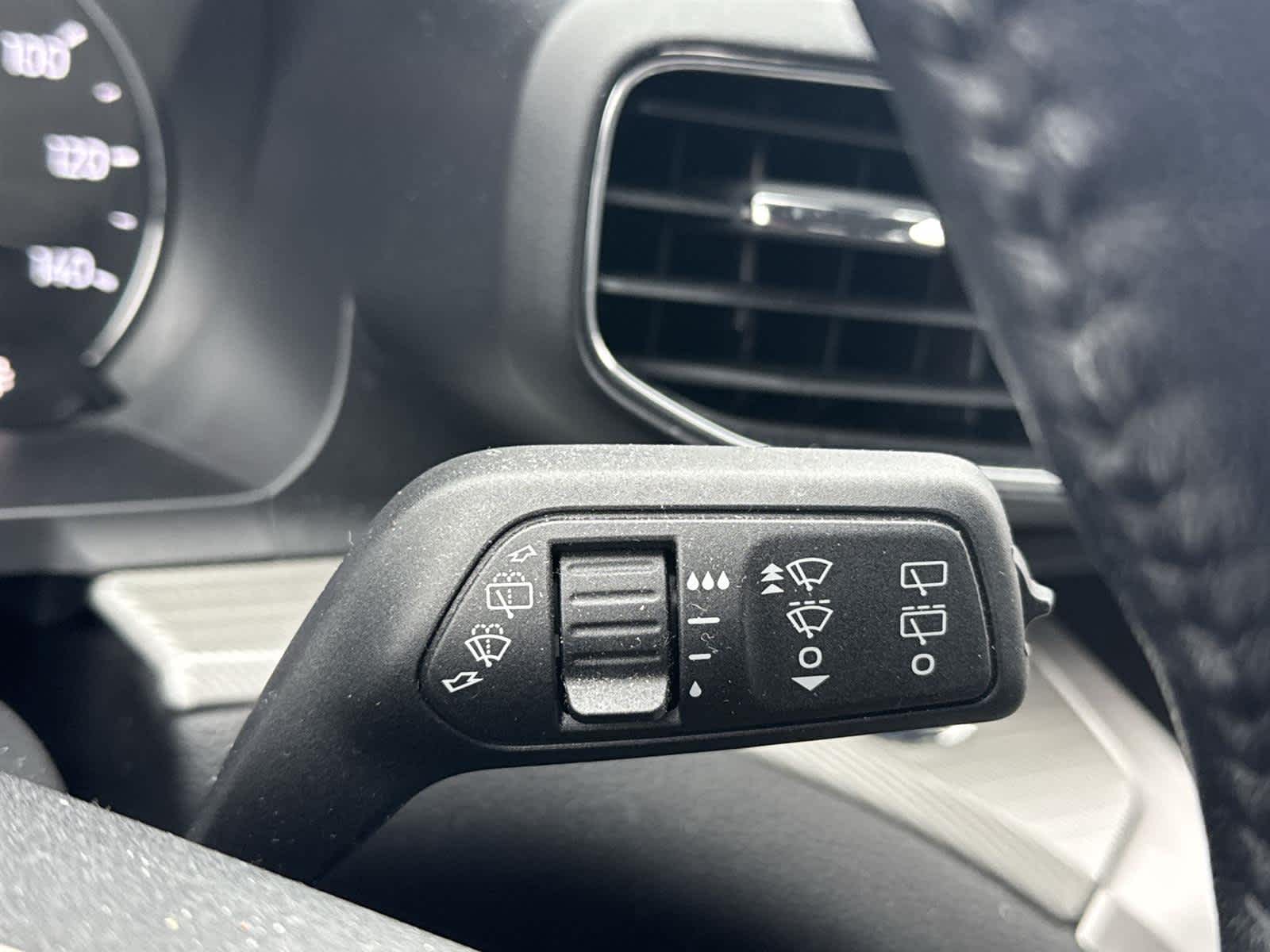 Thumbnail: 2023 Ford Explorer - 18