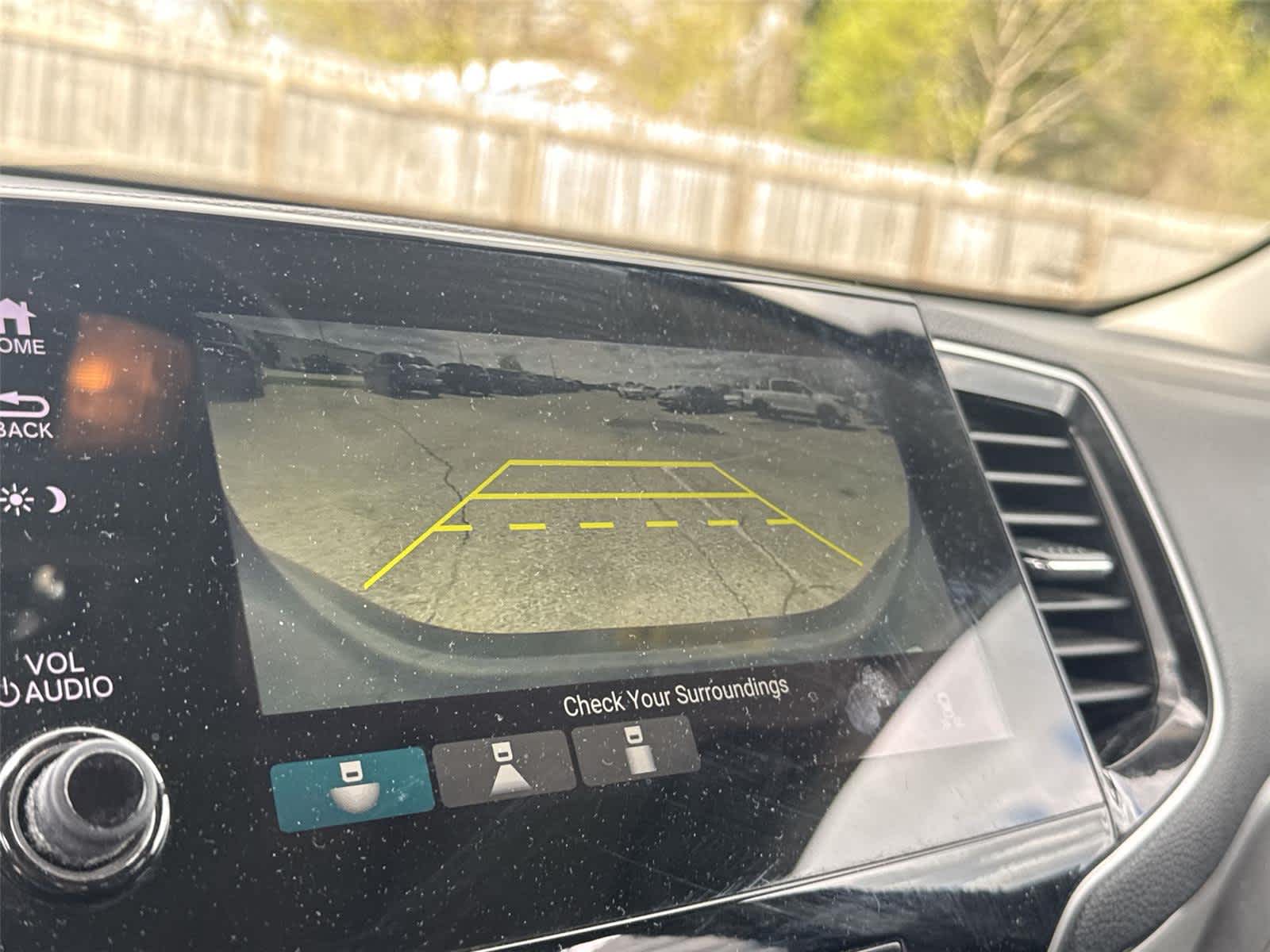 Thumbnail: 2020 Honda Pilot - 23