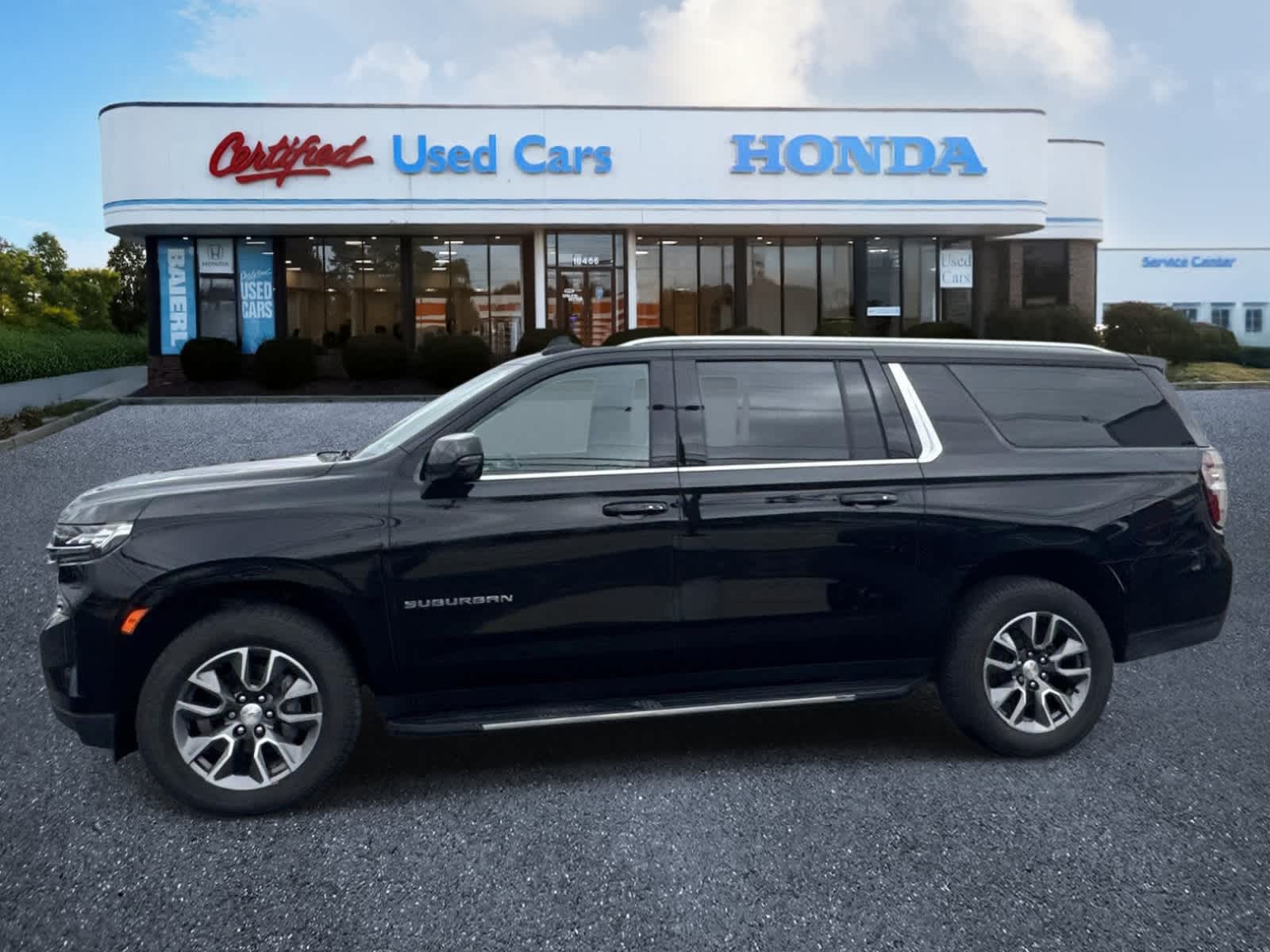 Thumbnail: 2023 Chevrolet Suburban - 2