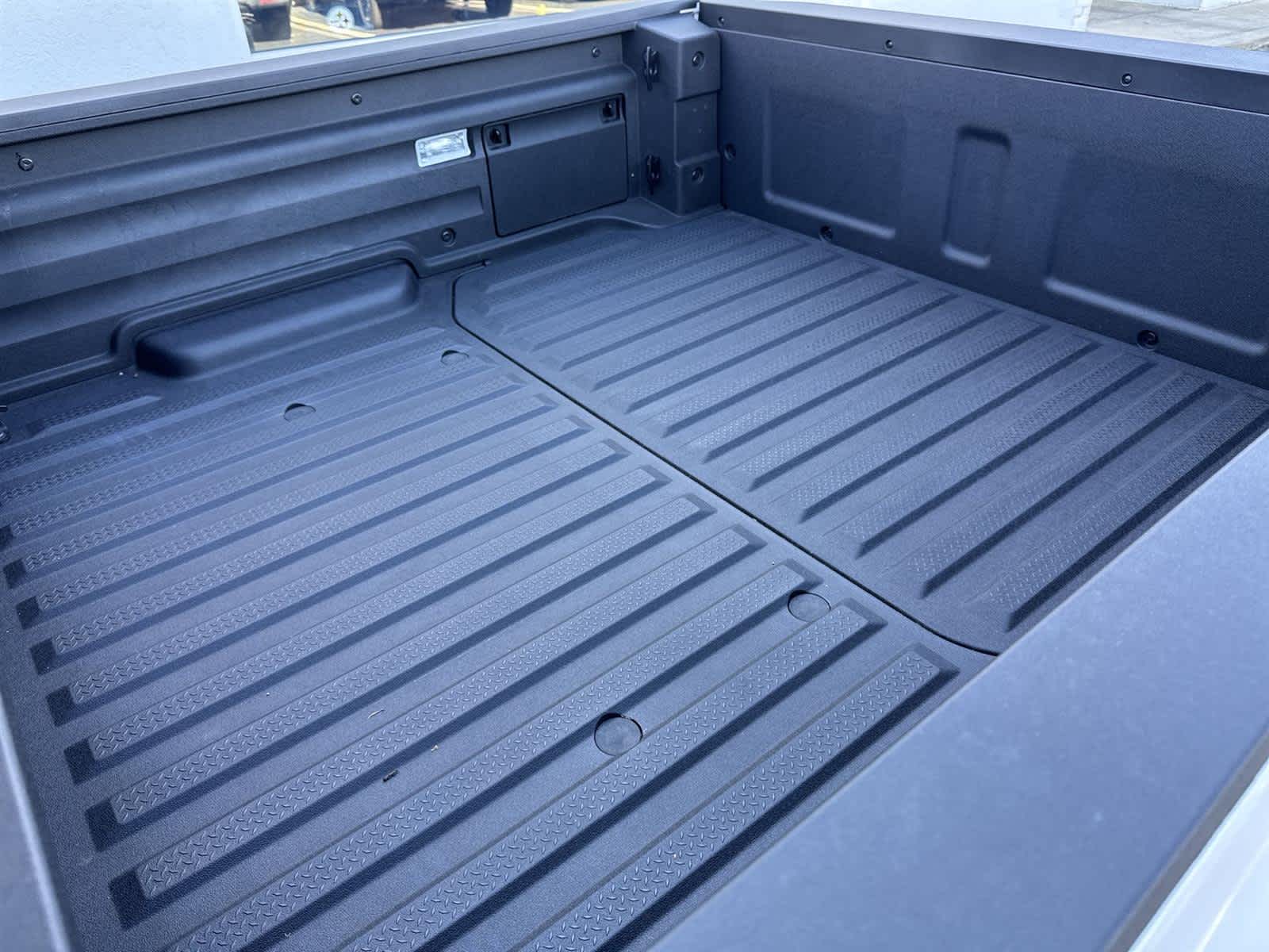 Thumbnail: 2025 Honda Ridgeline - 17