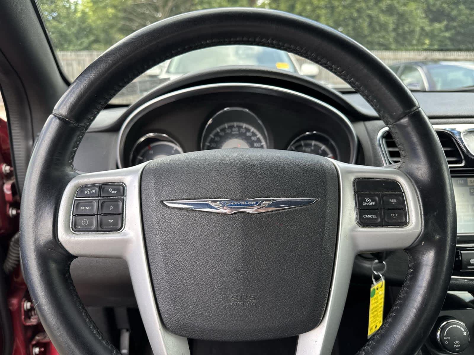 Thumbnail: 2012 Chrysler 200 - 18